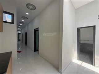 Cách man thiện vài bước chân, một căn nhà 5*20m, chỉ 6 tỷ, đường thông