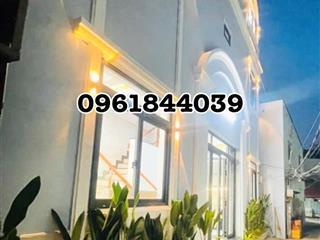 Bán nhà ngay kdc nam long  ngang 9m  dt 120m2  chỉ hơn 5 tỷ