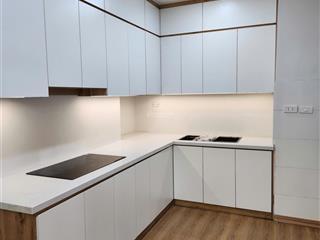 Chính chủ bán gấp căn 3 ngủ rộng hiếm tại nc2 cầu bươu, view hồ đẳng cấp, nhà sửa đẹp mới, giá sốc