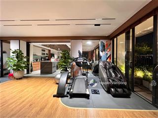 Sở hữu căn hộ siêu rộng rãi 280m2 giữa trung tâm thành phố, sổ đỏ sẵn giao dịch, nội thất cao cấp