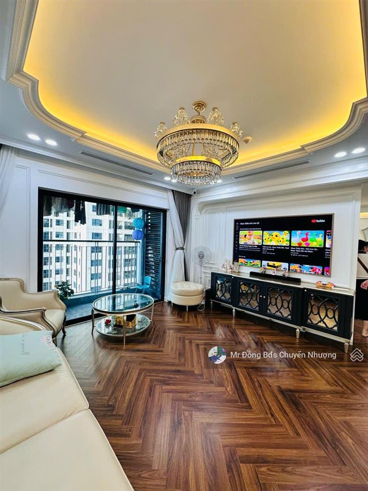 Gia đình cần bán căn hộ 3 ngủ siêu rộng trung tâm mỹ đình, sổ đỏ sẵn giao dịch, nội thất đầy đủ