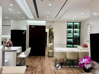 Gia đình cần chuyển nhượng căn 2 ngủ đẹp hoàng thành pearl, đã có sổ, nội thất đầy đủ sẵn ở ngay