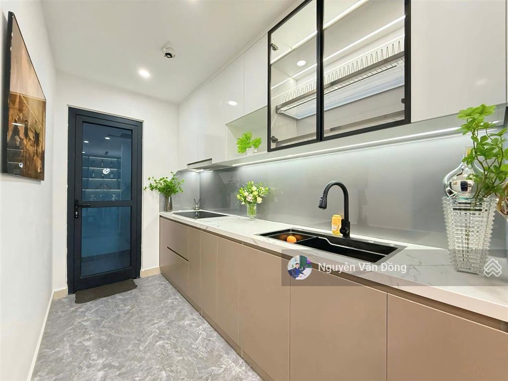 Chính chủ cần tiền bán gấp căn hộ goldmark city, nội thất đầy đủ sẵn về ở, pháp lý sổ đỏ lâu dài