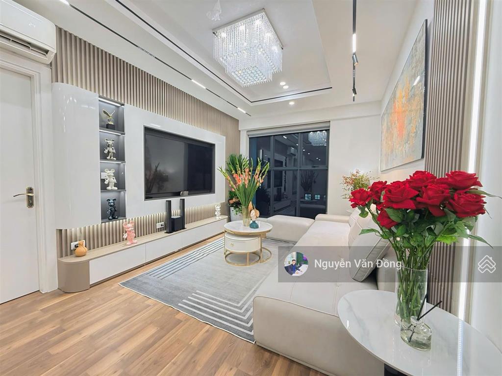 Chính chủ cần tiền bán gấp căn hộ goldmark city, nội thất đầy đủ sẵn về ở, pháp lý sổ đỏ lâu dài