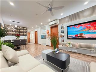 Chính chủ gửi bán căn góc 3 ngủ cực hiếm, sổ đỏ sẵn giao dịch, nội thất đày đủ chỉ việc vào ở