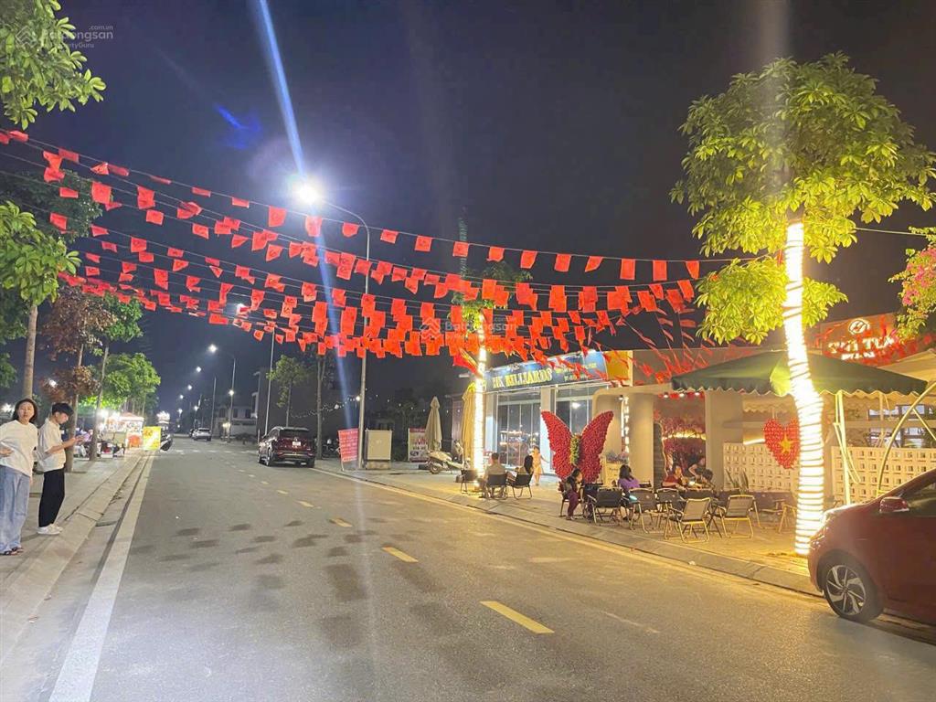 Bán lô đất đẹp trung tâm khu nhà hàng, dự án tấn đức central park phổ yên