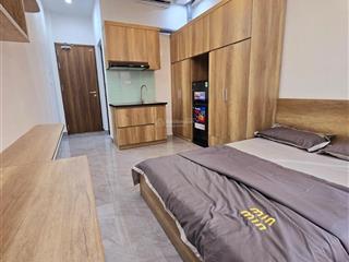 Toà chdv láng hạ, 8t thang máy, 27 pkk, doanh thu 1,2 tỷ năm, pccc tiêu chuẩn, thang thoát hiểm