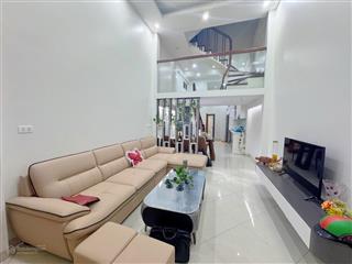 Bán nhà pháo đài láng, lô góc  ngõ thông  dân xây  nội thất đẹp, dt 35m2 x 5 t mt 4m giá 8.6 tỷ