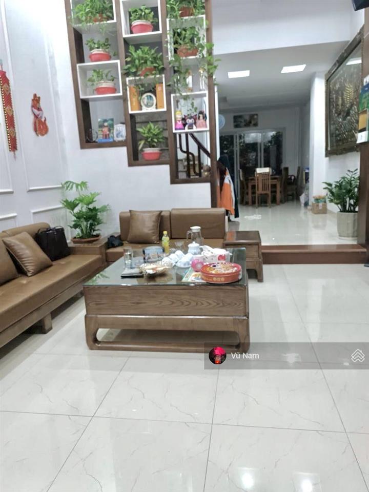 Bán nhà mới đẹp giảng võ 6t thang máy, 5 ph ra phố giảng võ, full nội thất, 35m2 x 6t 11.5 tỷ tl