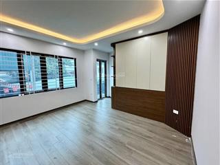 Bán nhà 33m2x5 tầng lai xá gần ql32