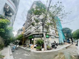 Bán căn lô góc phố nguyễn văn huyên  ô tô tránh, sát phố  70m2, mặt tiền 8m, 4 tầng  giá 26 tỷ