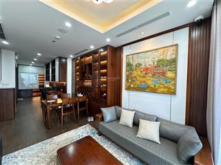 Chính chủ cần bán gấp căn hộ cao cấp  thiết kế tinh tế, tiện ích chuẩn 5 sao.  0828 468 ***