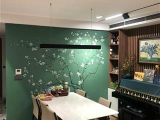 Bán căn hộ hoa hậu 3 pn, 2 vs  thêm khoảng sân nhỏ có thể trồng cây cảnh.  0828 468 ***