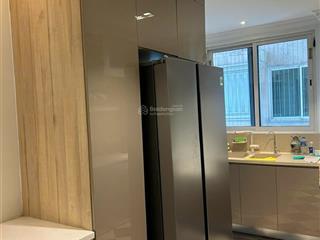 Cho thuê căn hộ cao cấp 3pn  full nội thất, có thể vào ở luôn.  0828 468 *** để xem trực tiếp
