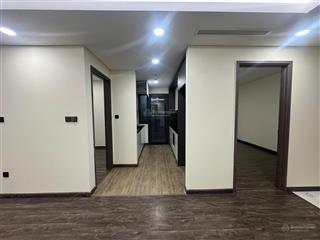 Chính chủ gửi bán căn hộ cao cấp 3pn  view cực thoáng tại n01t7.  0828 468 *** để xem trực tiếp