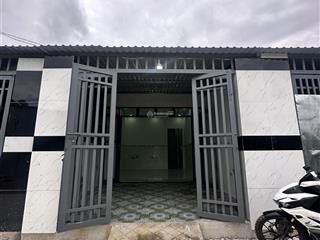 Bán gấp nhà riêng tại phạm thị thàng xã phước hiệp củ chi, 900 triệu, 107m2 sổ hồng riêng ,đông dân