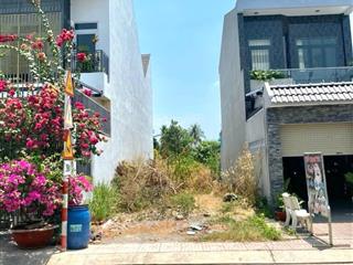 Chủ ngộp bán gấp đất kp gia huỳnh, trảng bàng, tây ninh, giá 800 triệu, 136 m2 sổ hồng riêng