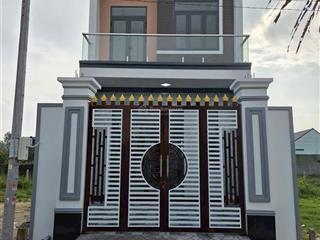 Chính chủ bán nhà ở tỉnh lộ 2 xã tân phú trung giá 2,7 tỷ diệntích 150m2 sổ hồng riêng gần kcn tpt