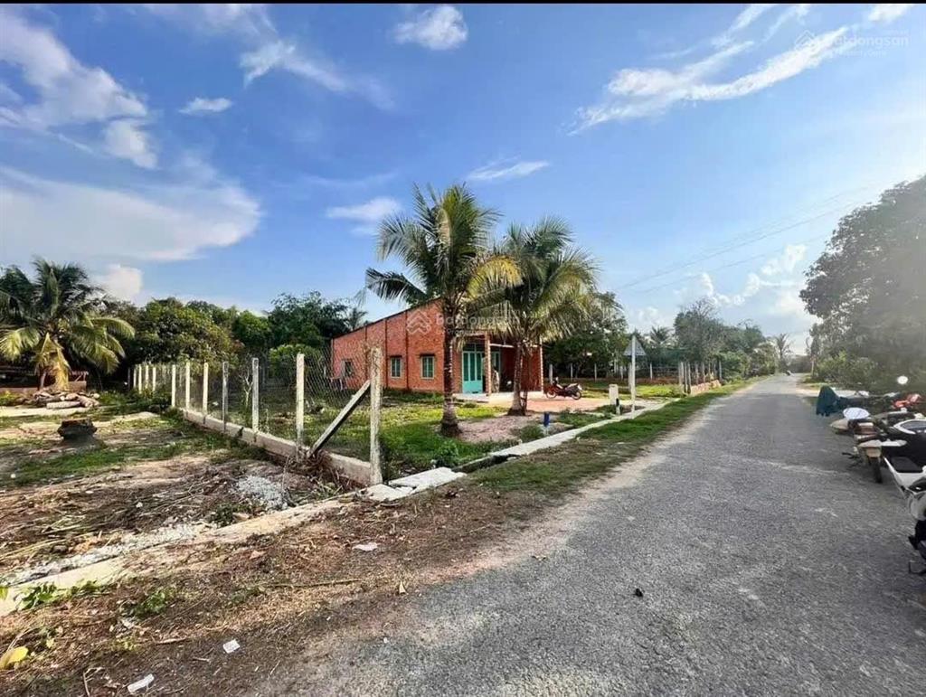 Đất gần ql 22, tân thông hội, củ chi, diện tích 124m2 giá chỉ 1,4 tỷ sổ hồng riêng, đường nhựa