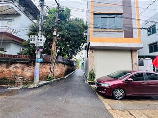 Chủ cần tiền xây nhà muốn bán mảnh đất nam hồng 48m2. đường thông oto