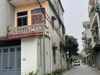 Chủ cần tiền lo công nợ cho con .cần bán nhà 3 tầng dân xây chắc chắn .dt 60m .