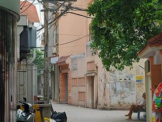Chủ cần bán nhà xuân thủy 57m nhà 5 tầng gần phố, kinh doanh, ô tô đỗ cửa, thoáng trước, sau, vị tr