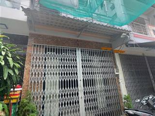 Anh trung kẹt việc cần bán nhà hẻm 1/ mã lò 62m2 giáp lê văn quới