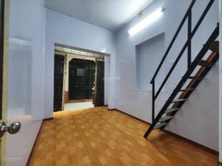 Cho thuê nhà riêng phố đội cấn 26m2, 2 tầng, ngõ kd, ở luôn, 6 triệu/th