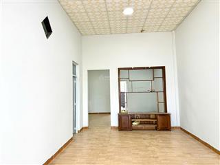 Bán nhà 130m2 thị trấn măng đen kon tum 4,7 tỷ sổ riêng đất xây dựng toàn bộ