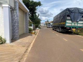 Bán nhà 250m2 mặt tiền 10m thị trấn liên nghĩa đức trọng lâm đồng 6,8 tỷ giá tốt