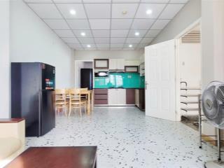 Chính chủ cho thuê căn hộ tại quận 1 (80m2) 1 phòng ngủ 1 phòng khách
