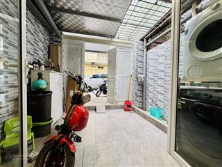 Bán nhà tập thể tầng 1 phố lò đúc, vị trí cực hiếm, kinh doanh, nhỉnh 4 tỷ