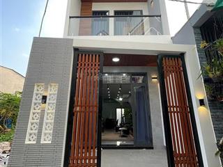 2tỷ2 2 tấm đúc 80m2 nhà mặt tiền đường 30/4 bến cát bình dương