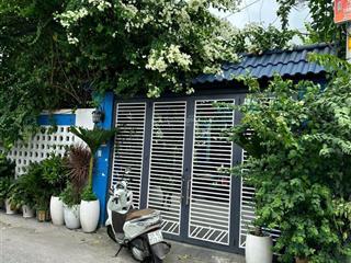 Nhà sân vườn 2 góc mặt tiền hẻm, thới tam thôn hóc môn