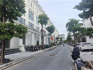 Siêu vips  louis 7.lk24 louis city hoàng mai  điện tích 114.5m2 5 tầng  mt 6.1m giá 36.8 tỷ