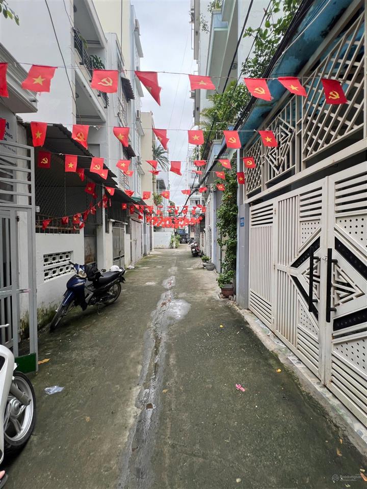 Bán nhà tặng đất ngay trung tâm tp nha trang hẻm oto giá siêu tốt chỉ 6 tỷ 950