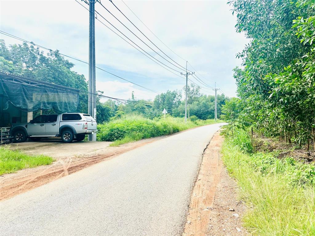 1.9 sào phước bình  mặt tiền nhựa 26m  nở hậu tài lộc  sẵn 200m tc  9,9 tỷ