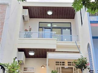 Cần bán gấp nhà đường vĩnh viễn quận 10, dt 64m2, giá 3,4 tỷ, shr, đang cho thuê 26tr/ tháng