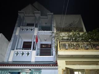 Chủ cần xoay vốn, nhà 4 tầng, khu vip gần vincom, q9 diện tích 82m, giá chỉ 8.4 tỷ
