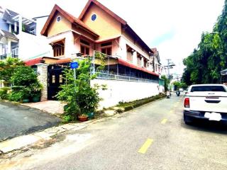 Siêu phẩm góc lê văn việt, 212m, 2 mặt tiền, chỉ 21 tỷ, chủ cần tiền gấp
