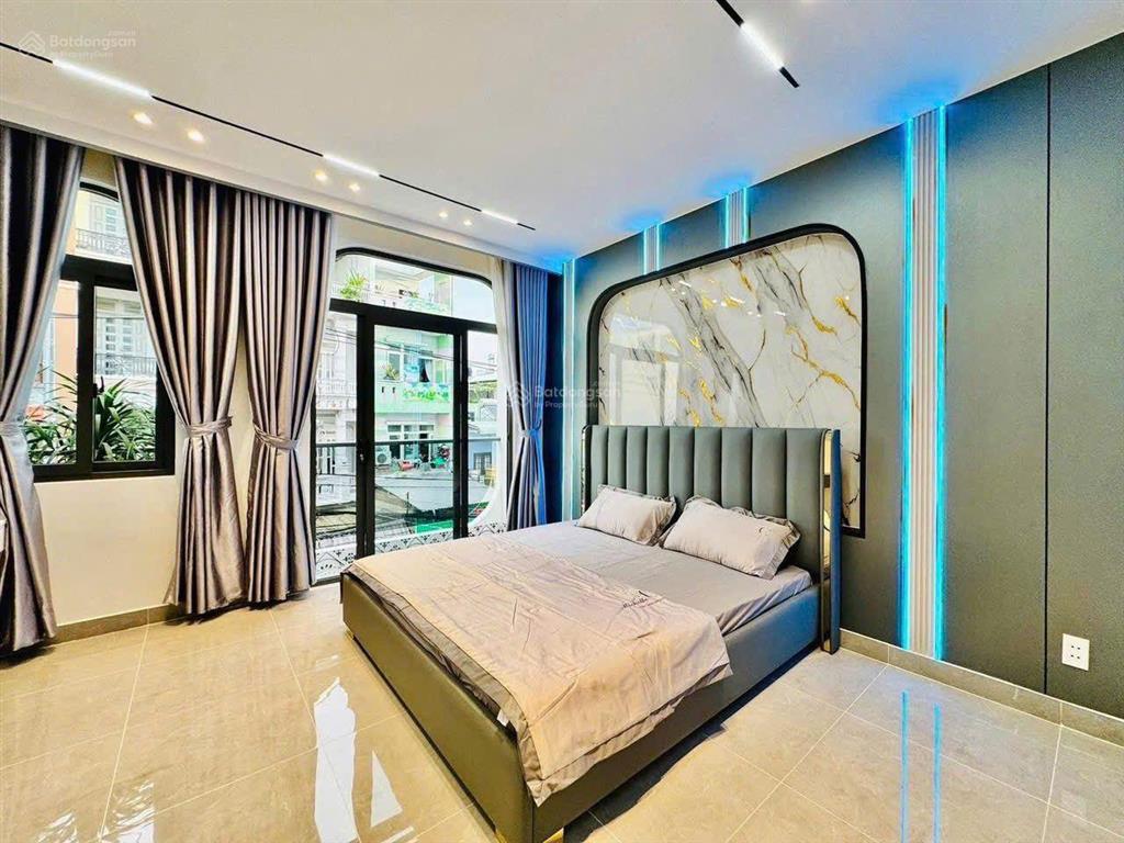 Giá siêu tốt căn nhà đường phan văn trị, p5, gò vấp, ngay emart, giá 4,02 tỷ/67,5m2 (4,5m x 15m)