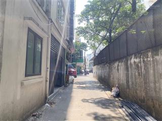 Phân lô hoàng quốc việtcầu giấy 96m2*4 tầng,mt 10m,ôtô đỗ cửa,50m ra phố,ngõ thông,kinh doanh đỉnh