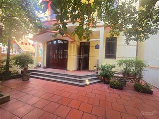 Bán nhà xuân thuỷcầu giấy 154m*4 tầng,mt 18m,oto tránh,lô góc,ngõ thông,kinh doanh sầm uất,gần phố