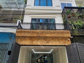 Phân lô phùng chí kiêncầu giấy 79m* 6 tầng thang máy,mt 4m4,oto tránh,ngõ thông,vỉa hè,kinh doanh