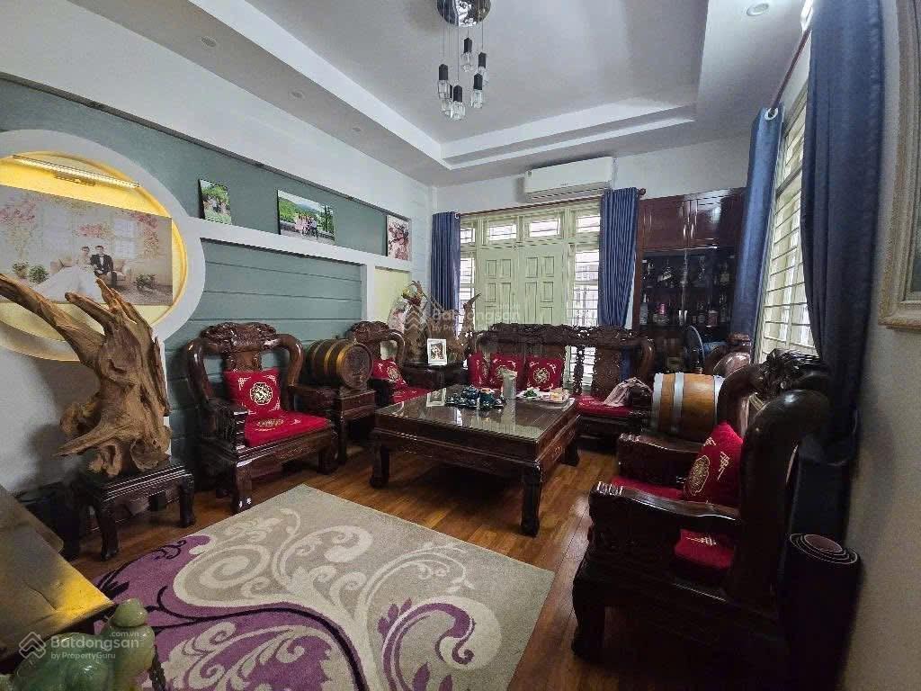 Phân lô dương quảng hàmcầu giấy 51m2*5 tầng,mt 4m,gara ôtô,lô góc 2 mặt oto đỗ,dân xây,gần phố