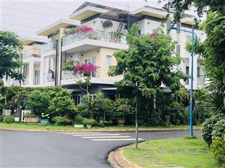 Chính chủ bán nhà phố melosa 8x18m. nhà đẹp, nội thất đầy đủ. giá tốt nhất dự án. 14.5 tỷ