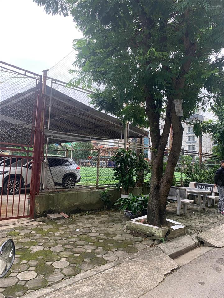 Nhà đẹp cách đường chính chỉ 20m, đường 2 ô tô tránh nhau