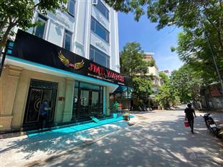 Nhà đẹp lô góc  khu đất dịch vụ, thích hợp đầu tư, cho thuê