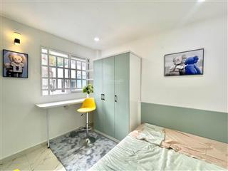 Cho thuê căn hộ studio tách bếp, cửa sổ lớn gần phố tây bùi viện, chợ bến thành