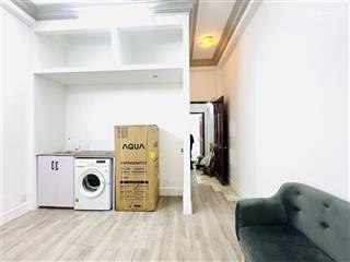 Phòng đẹp lầu 1 ban công, hẻm xe hơi, giá ưu đãi, ngay chợ bà chiểu